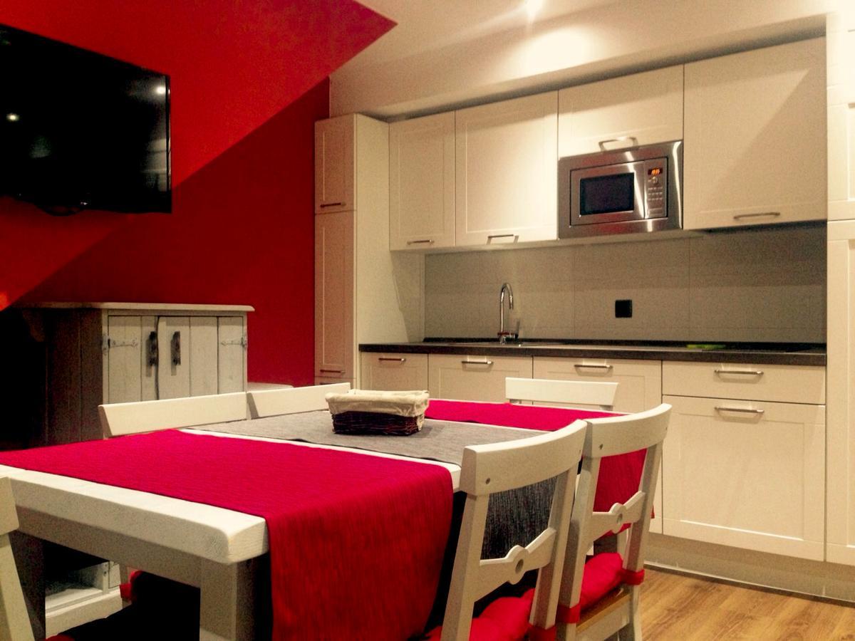 Apartamentos El Rincon De Andrea II Biescas  Eksteriør billede