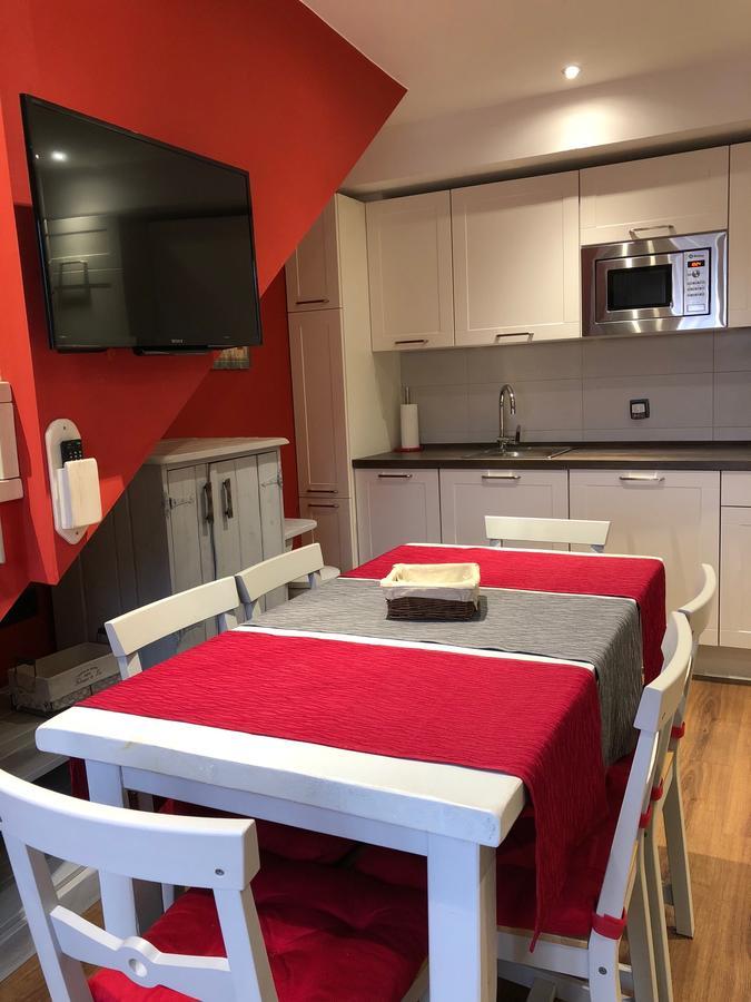 Apartamentos El Rincon De Andrea II Biescas  Eksteriør billede