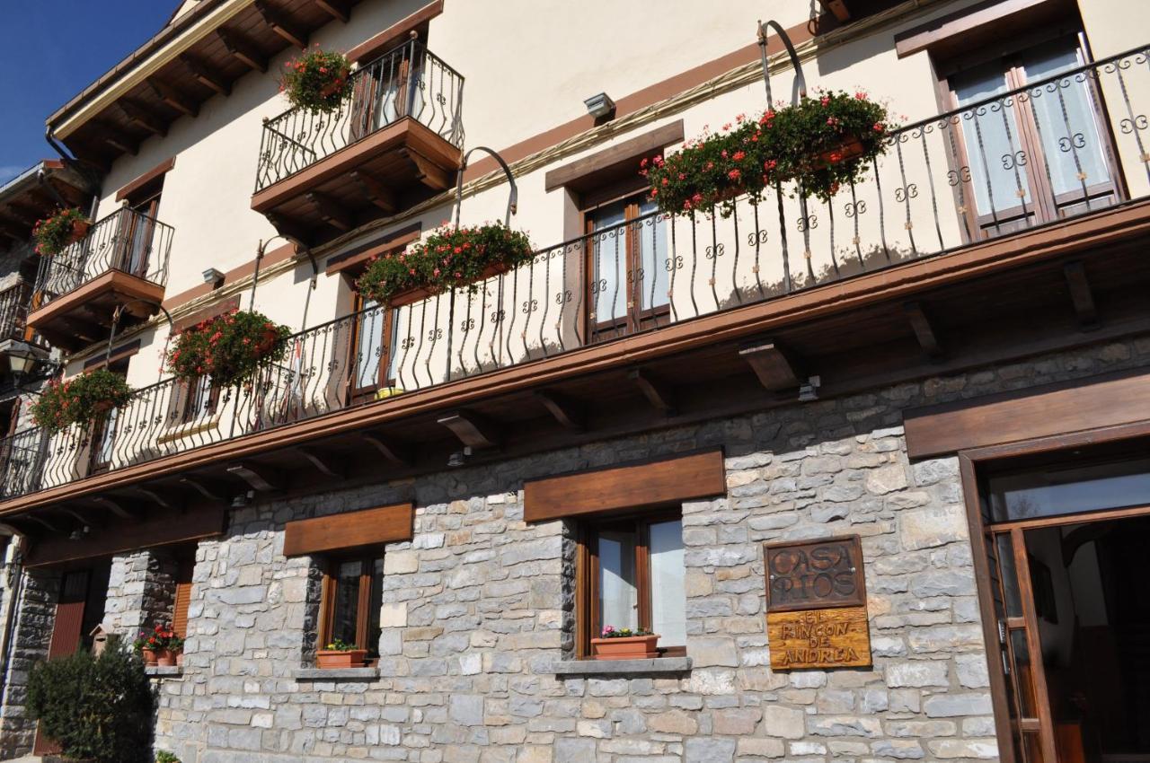 Apartamentos El Rincon De Andrea II Biescas  Eksteriør billede