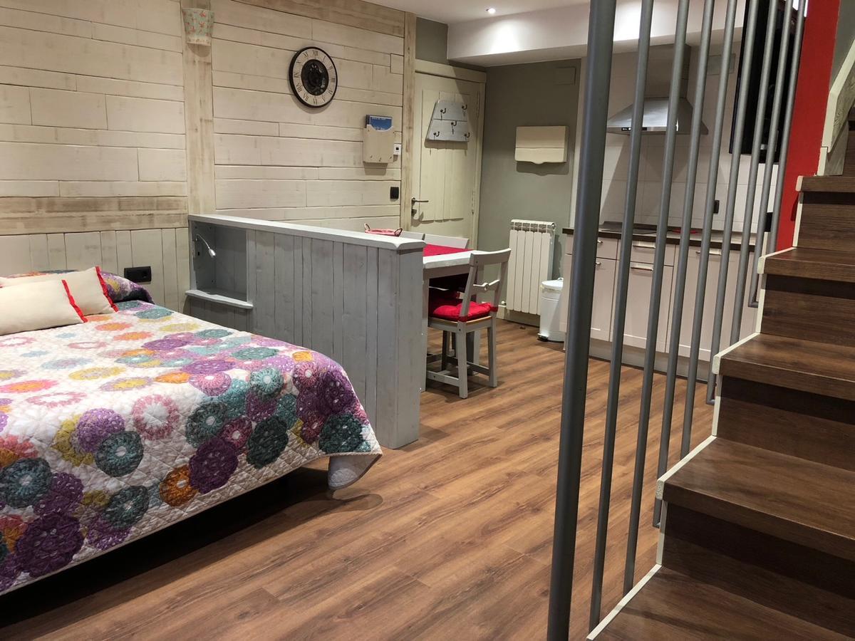 Apartamentos El Rincon De Andrea II Biescas  Eksteriør billede